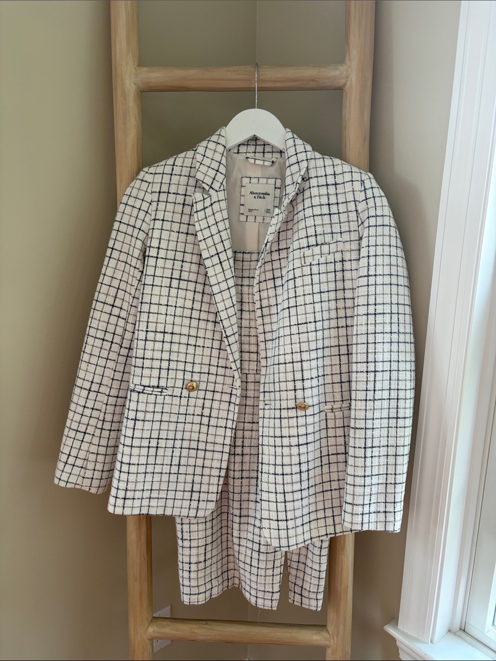 Abercrombie & Fitch White Windowpane Tweed Blazer w/ Gold Buttons and Dress Set